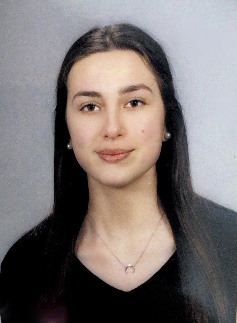Kübra Ögrenci