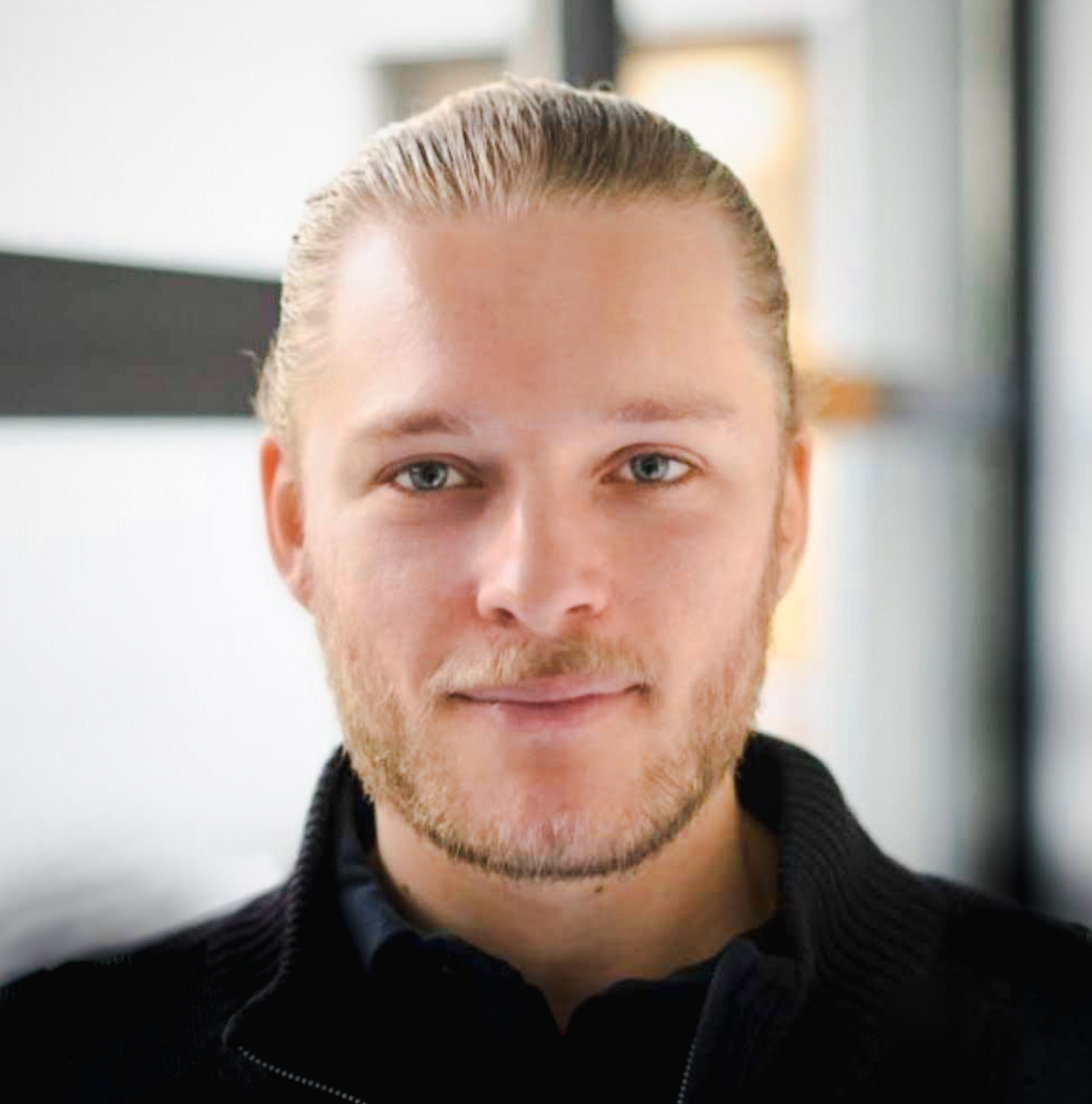 Lukas Schneeweiß